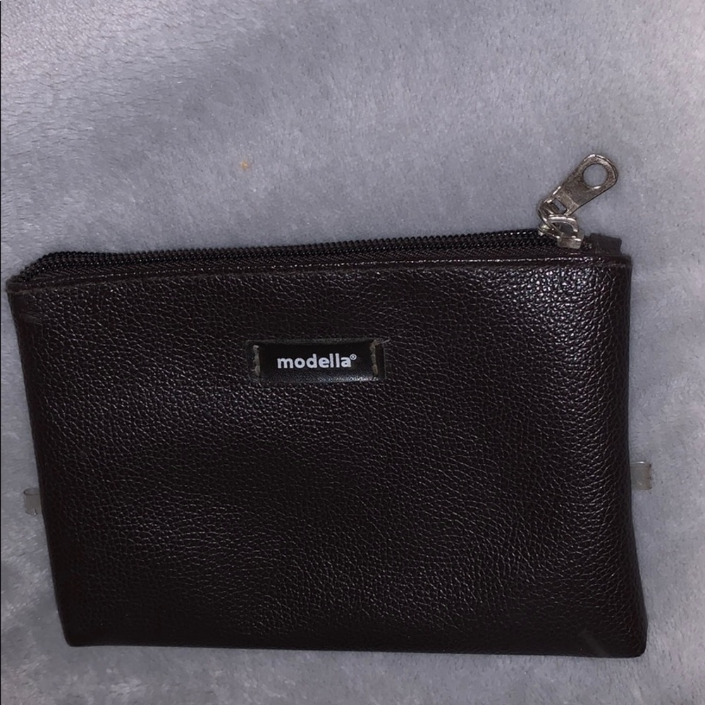 Modella makeup bag
